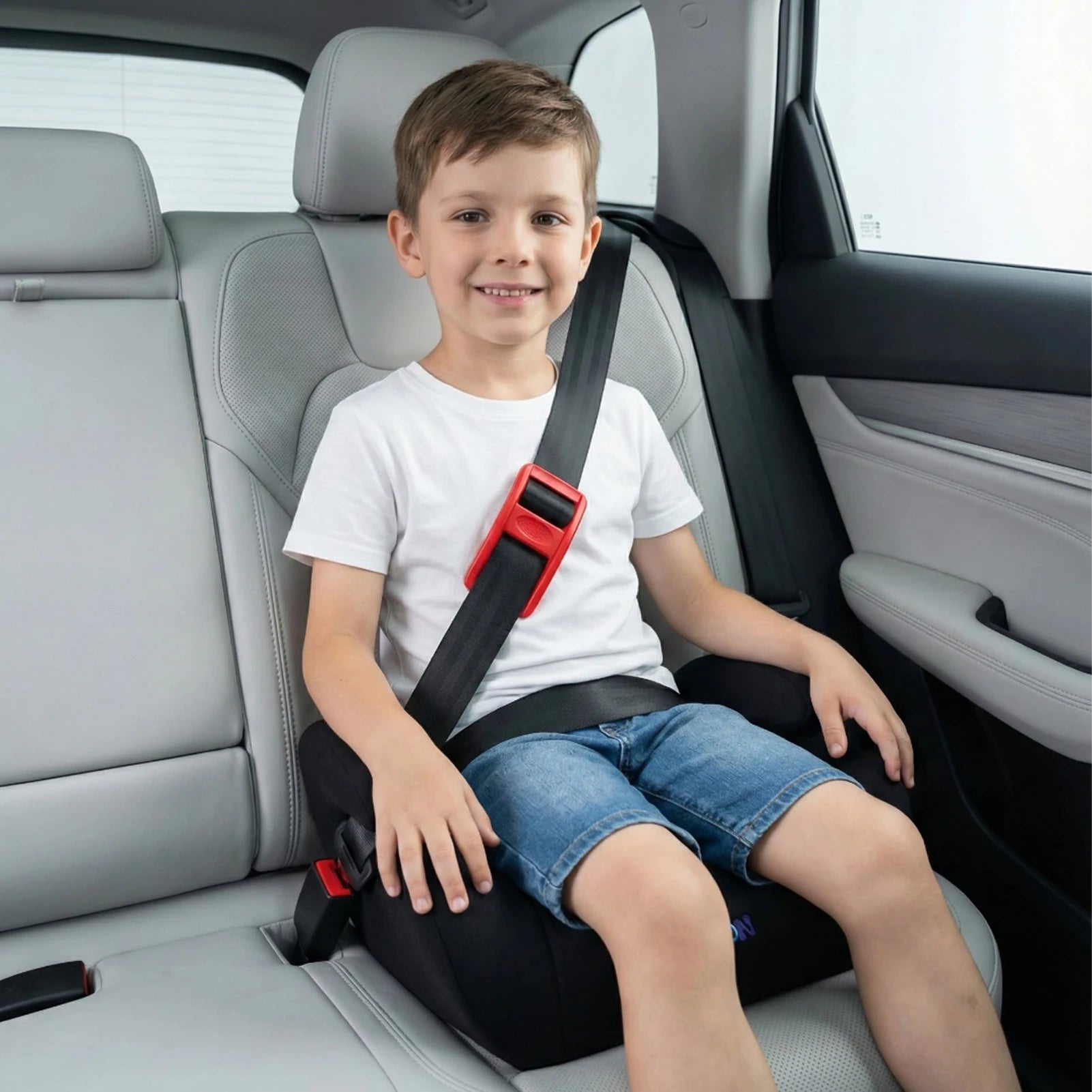 Yalion Portable Baby Car Safety Seat Booster Cushion, Suitable for Ages 6-10, 125- 150cm , 3-Point Safety Belt, Thickened Padding, Meets I-Size Standard Un Ece R 129/03
